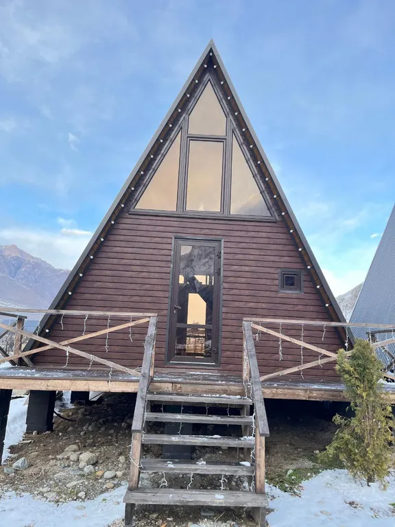 Коттедж А-фрейм № 4 — аренда посуточно в Верхняя Балкария