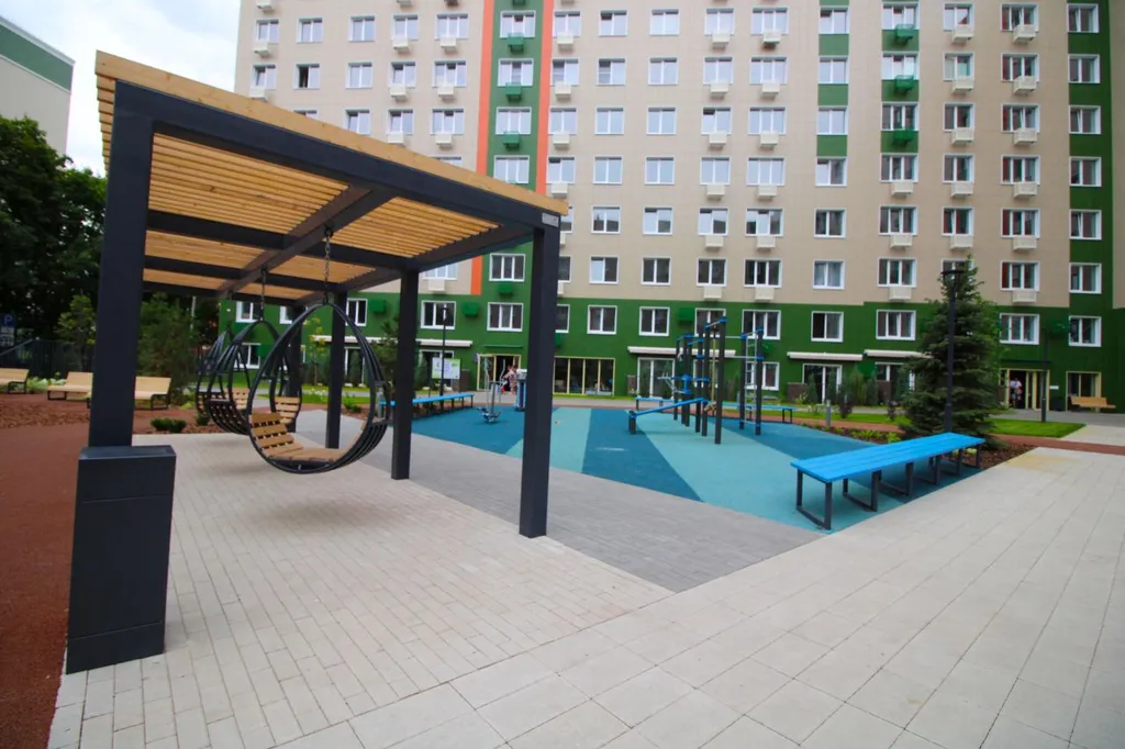 Комфортная студия в доме Привилегия со двором парком