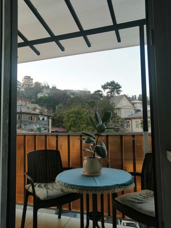 Студия с большим балконом 30кв