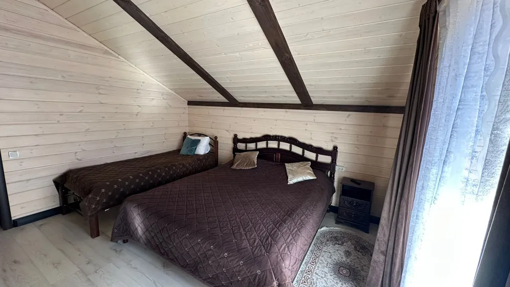 Шале с видом на горы и реку Moon House Arkhyz