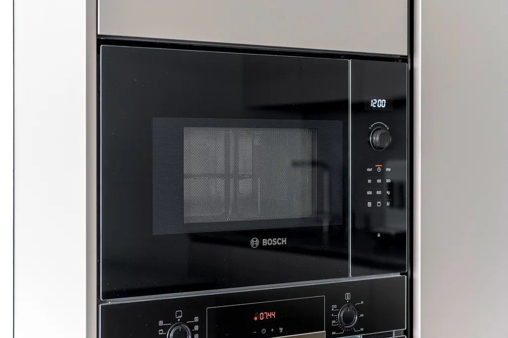 Панорамный апартамент с шикарным видом на море и золотой мост