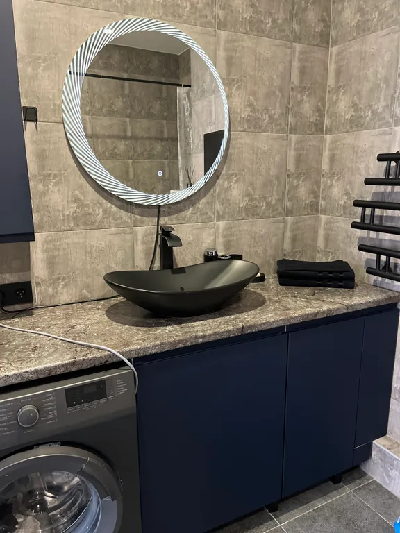 Трёхкомнатная квартира с хорошим ремонтом