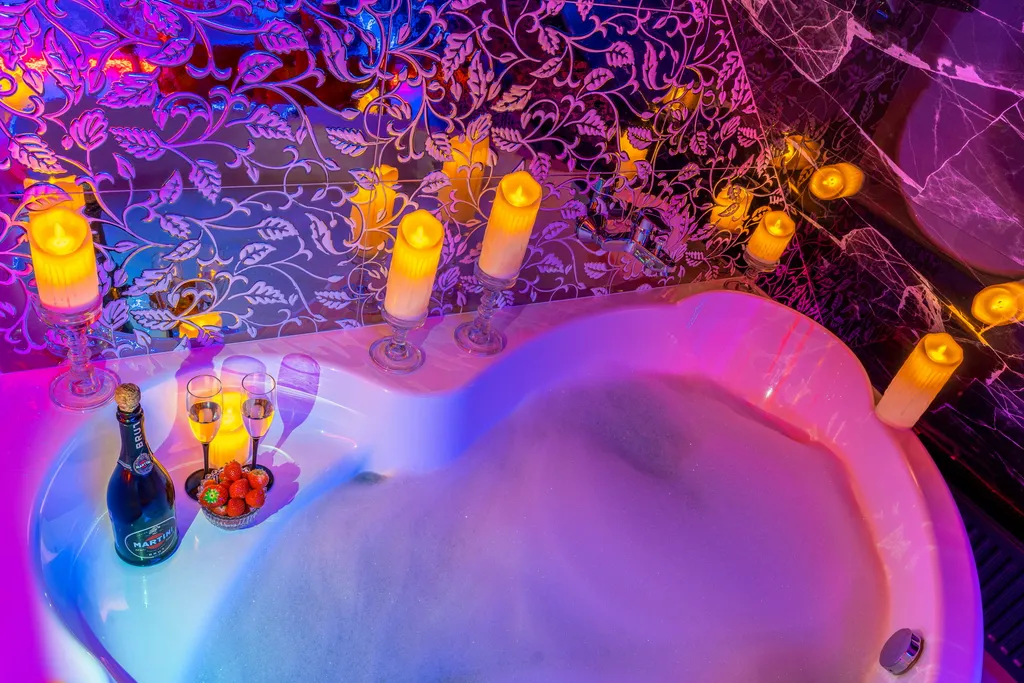 Квартира Апартаменты с джакузи и видом на озеро — Краснодар