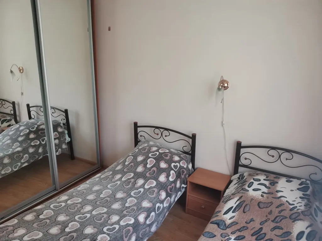 Двухэтажный котедж на берегу горного ручья