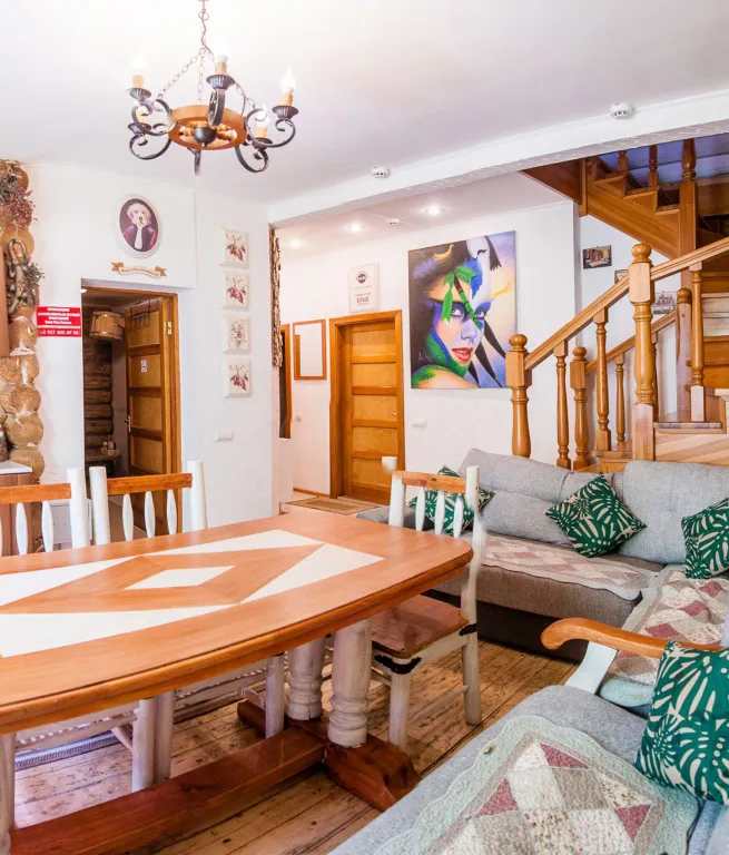 Комфортный коттедж в центре