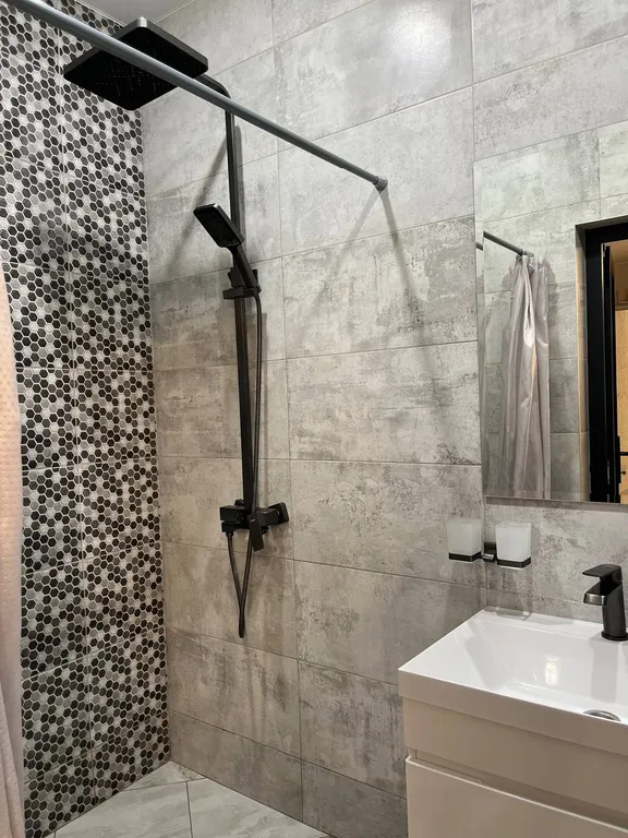 3-комнатные апартаменты с кухней на черном море