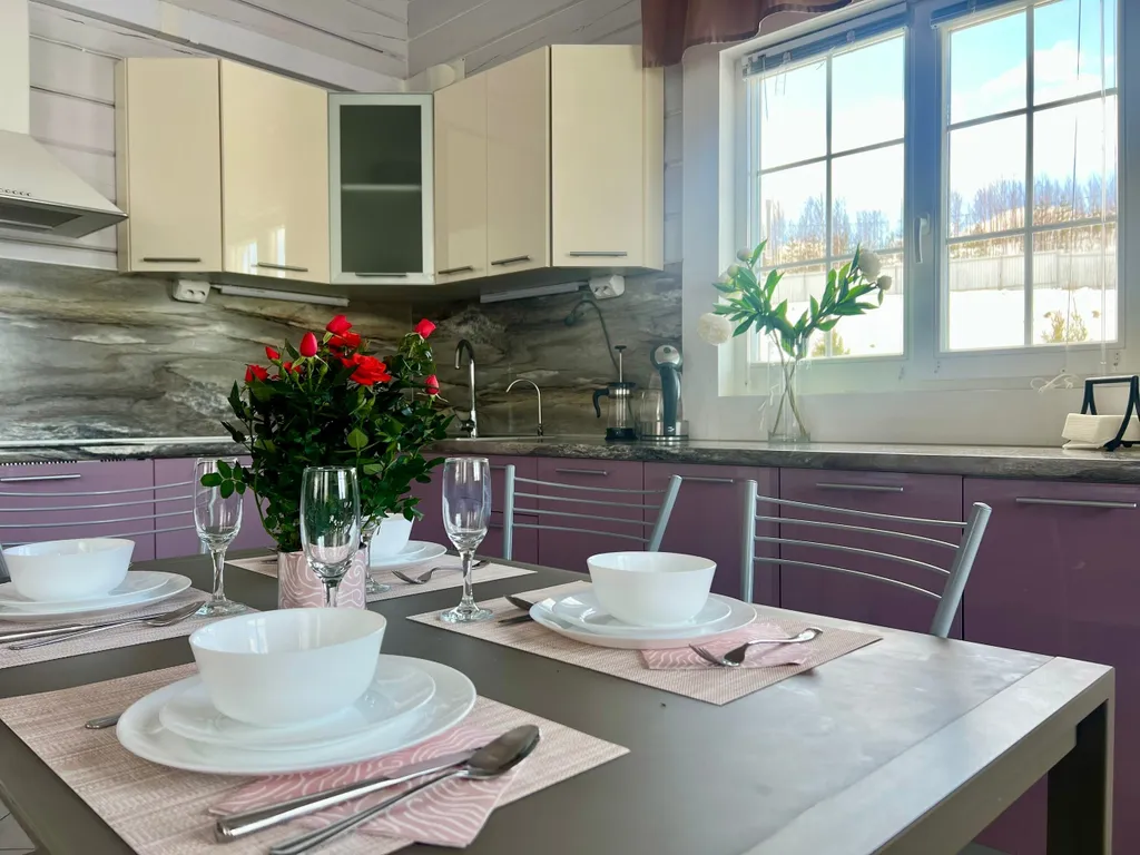 Большой коттедж N1 с сауной и камином