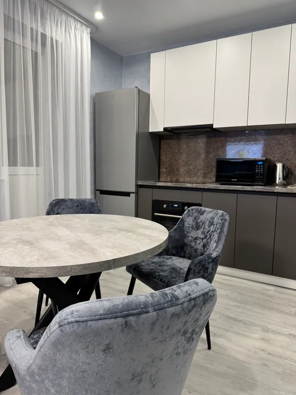 Уютная дизайнерская квартира в центральном районе города