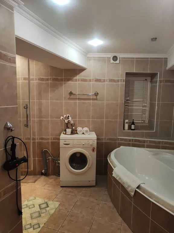 Ласковые волны, большой двух комнатный люкс