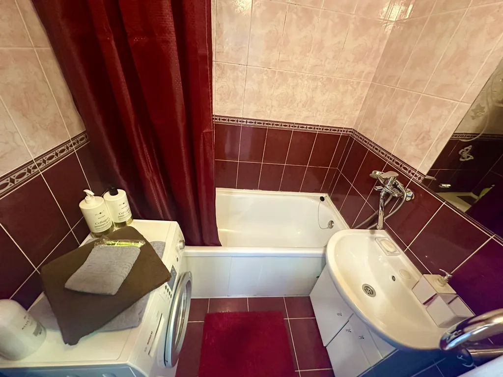 Уютная квартира с хорошим видом недалеко от вокзалов