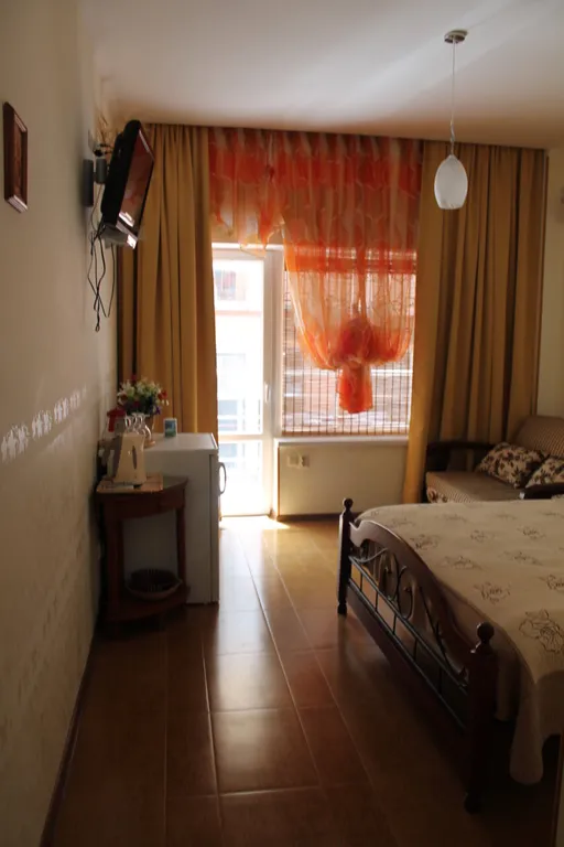 Квартира Комната — аренда посуточно в Приветное