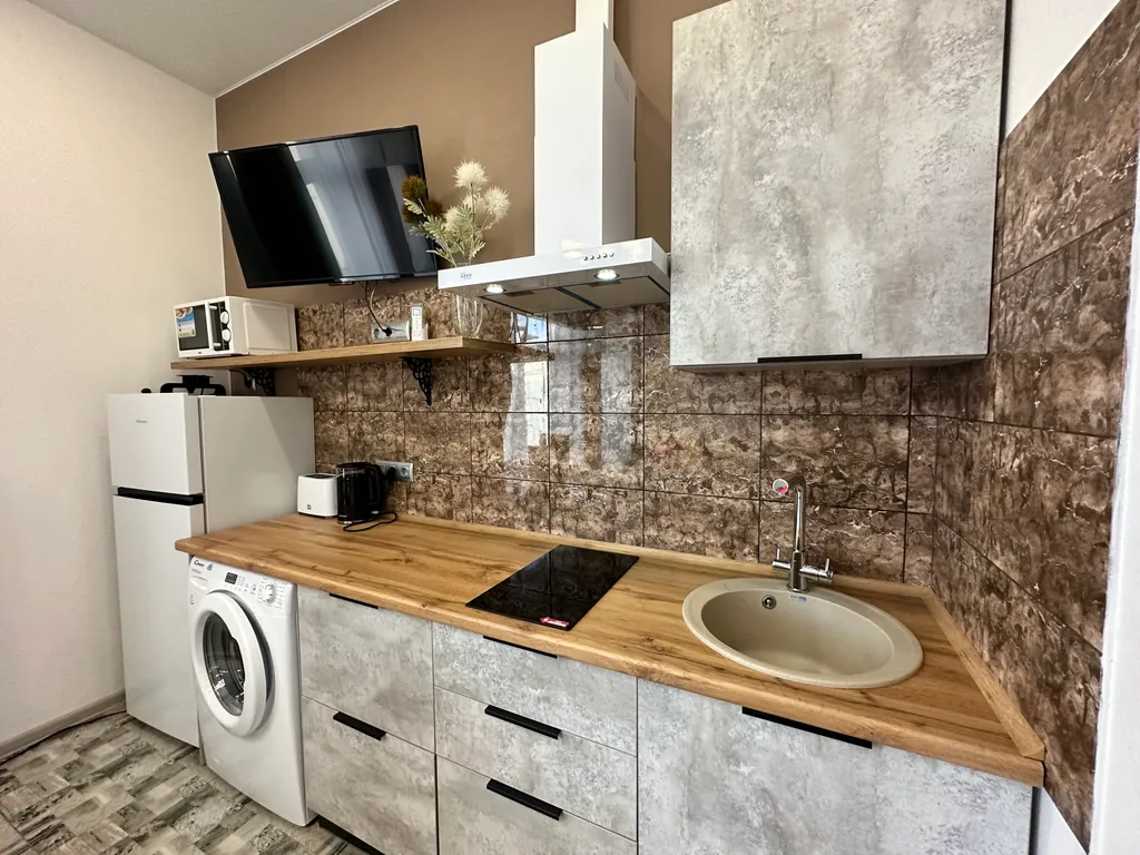 Коттедж Часть дома со своим двориком и мангальной зоной в 5 минутах до моря — Севастополь