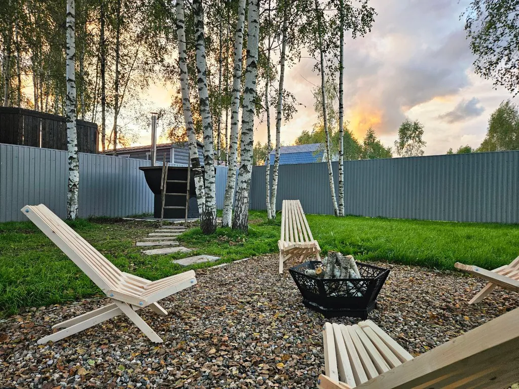 Уютный домик с большой террасой