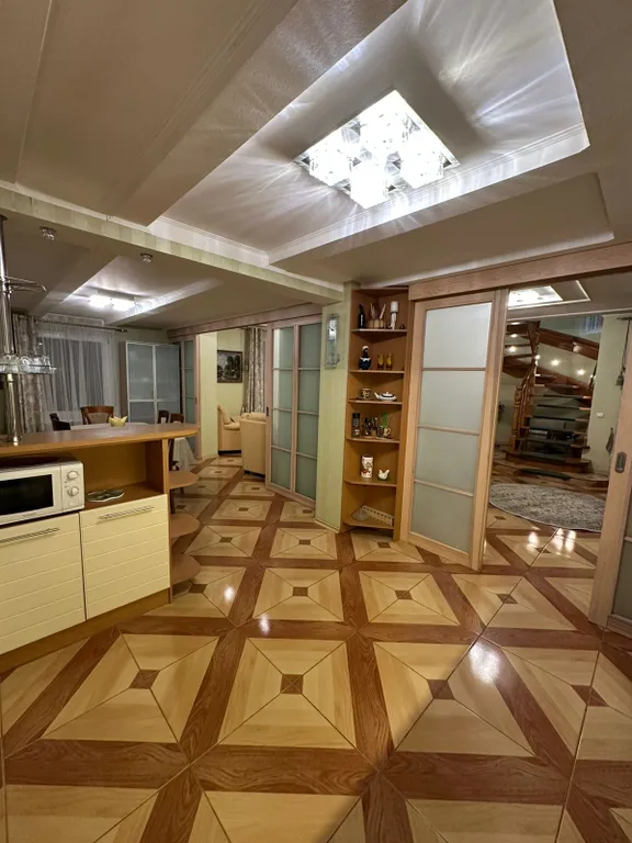 Сказочный домик в лесу, у моря