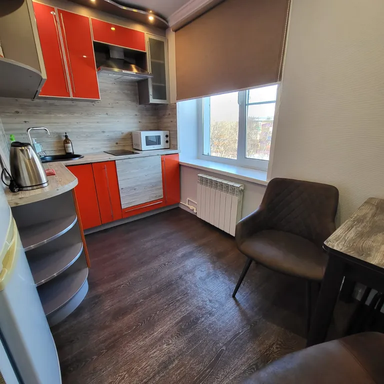 Полуторка в центре города