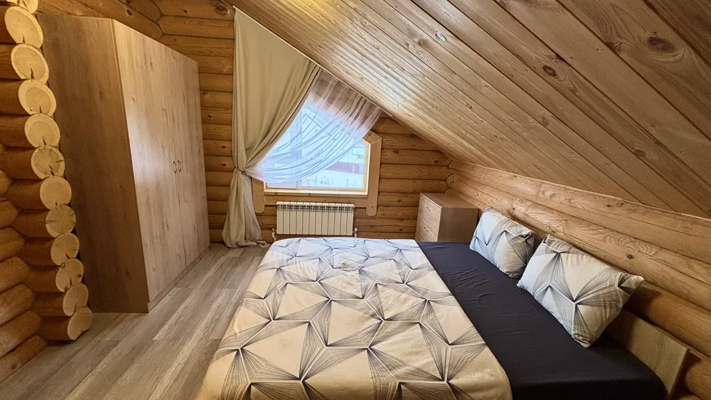 Абсолютно новый чистый коттедж с чаном для большой компании