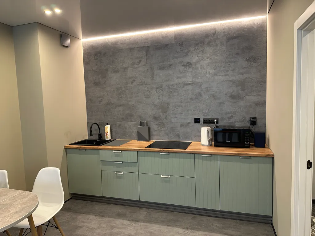 Уютная, новая квартира, с системой умный дом