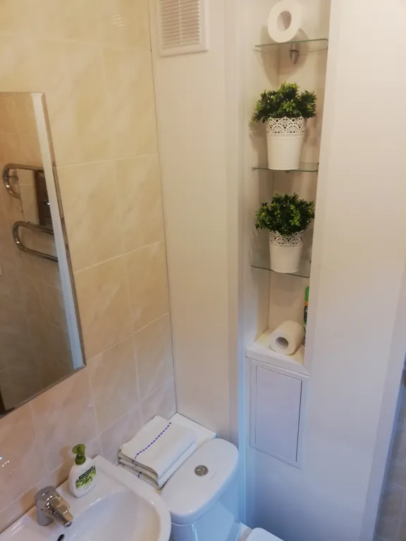 Уютная квартира в солнечных тонах в центре города