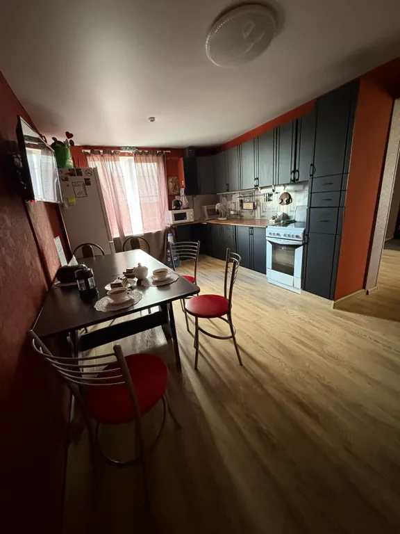 2-х этажный коттедж с баней на дровах рядом с городом