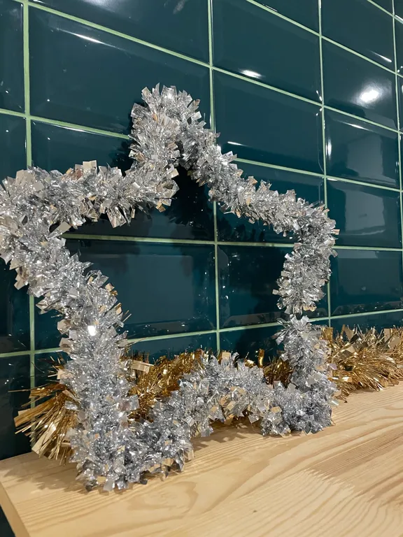 Дом на берегу реки