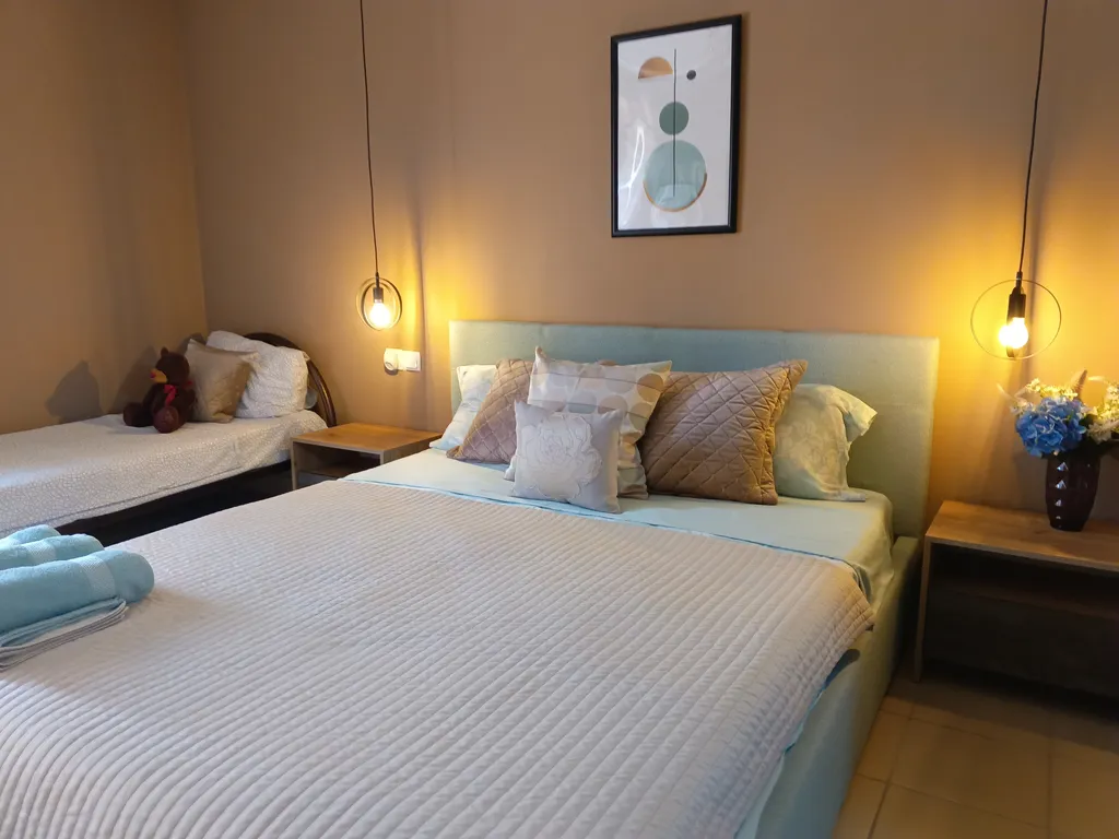 Квартира Комната — Новоотрадное