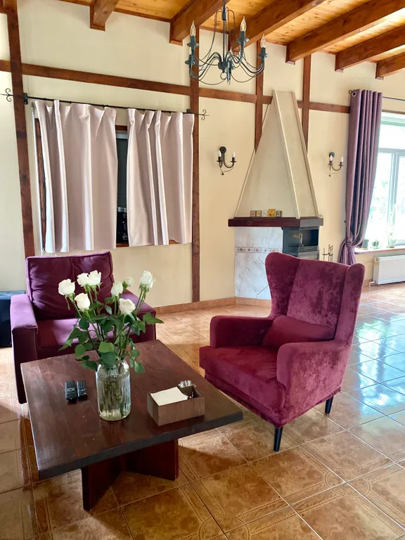 Тёплый коттедж в лесу