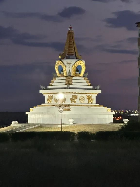 Квартира Уютная квартира с видом на Ступу — Элиста