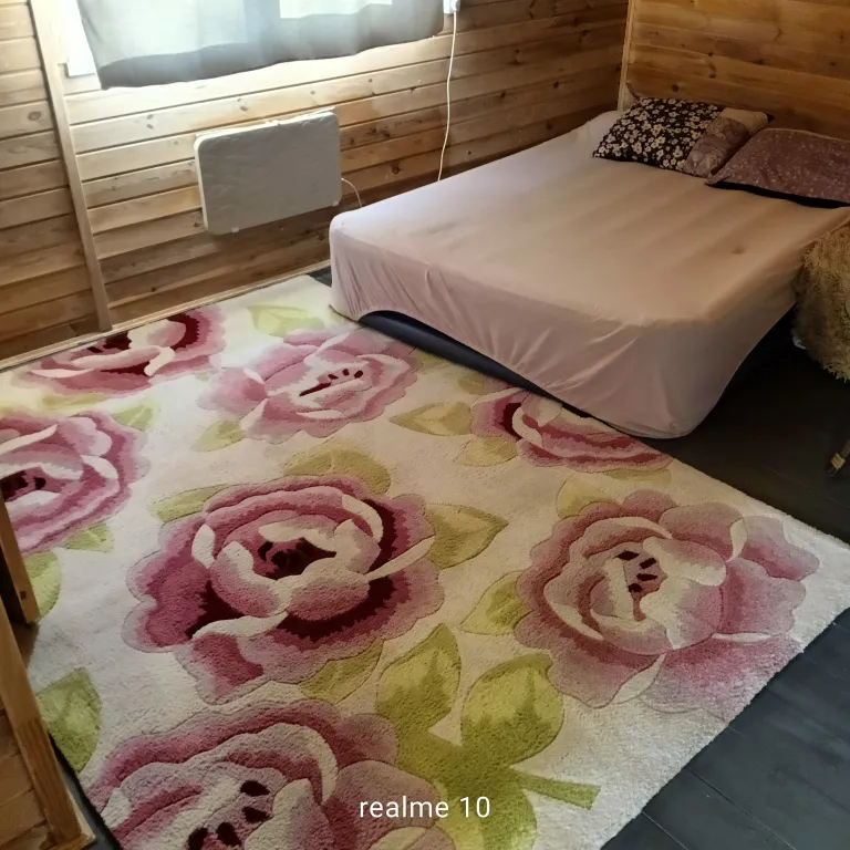 Дом в 20 минутах ходьбы от псково-печорского монастыря