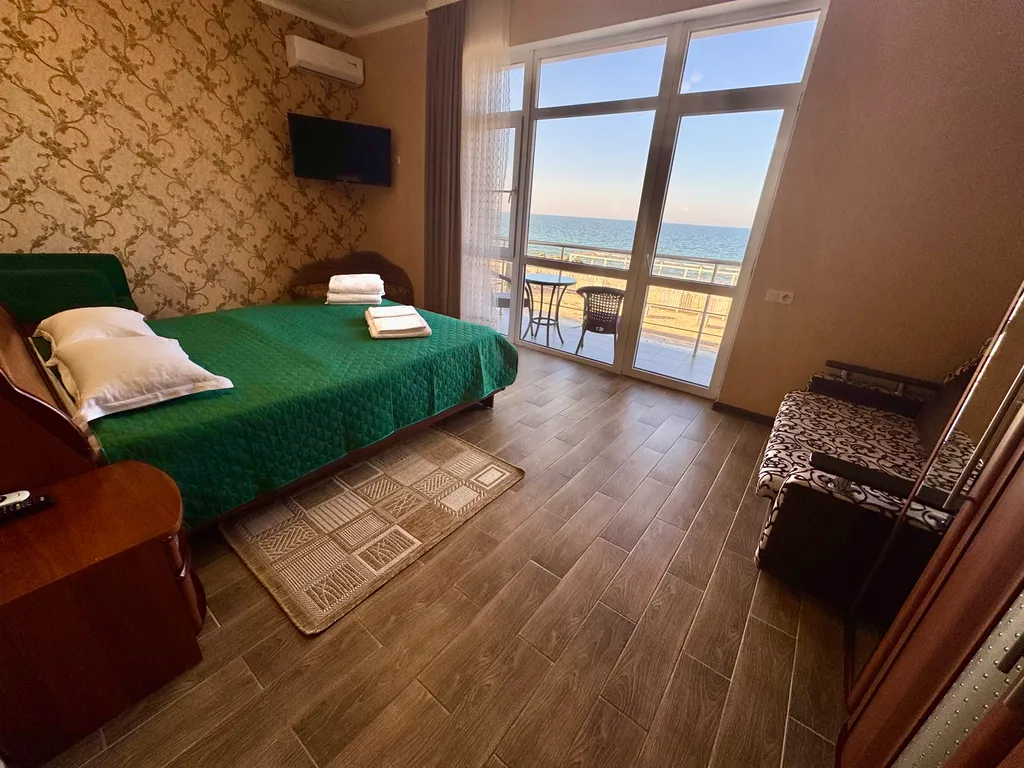 Квартира Апартаменты люкс с видом на море — аренда посуточно в Голубицкая