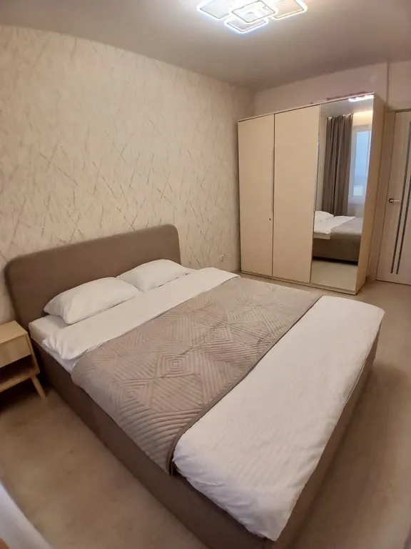 Уютная квартира с красивым видом из окна