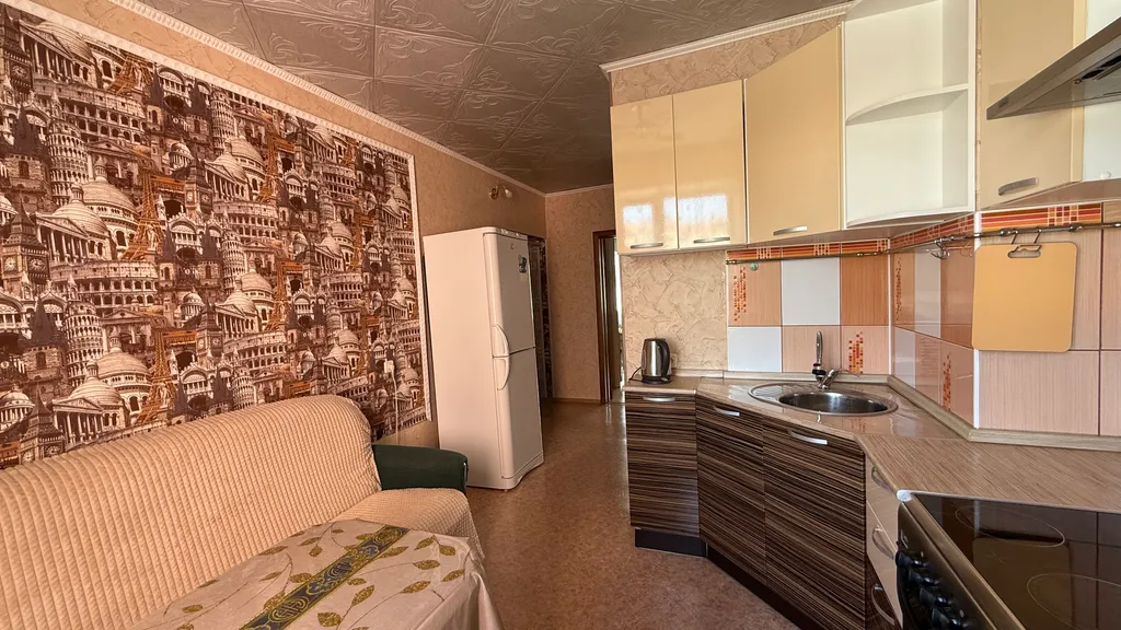 Отличная двухкомнатная квартира уЖД Ноябрьска