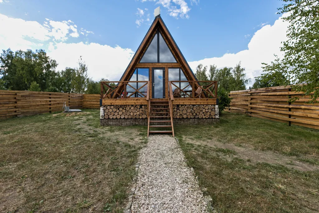 Афрейм (дом-шалаш) ОСЕНЬ с баней