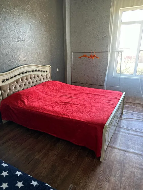 Студия в тихом районе, без комиссии, без животных