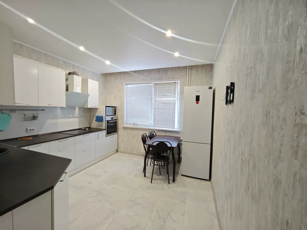 Просторная 2-комнатная квартира с удобной локацией