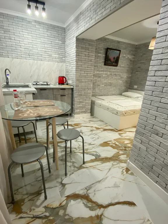 Квартира Студия в центре города — аренда посуточно в Сухум