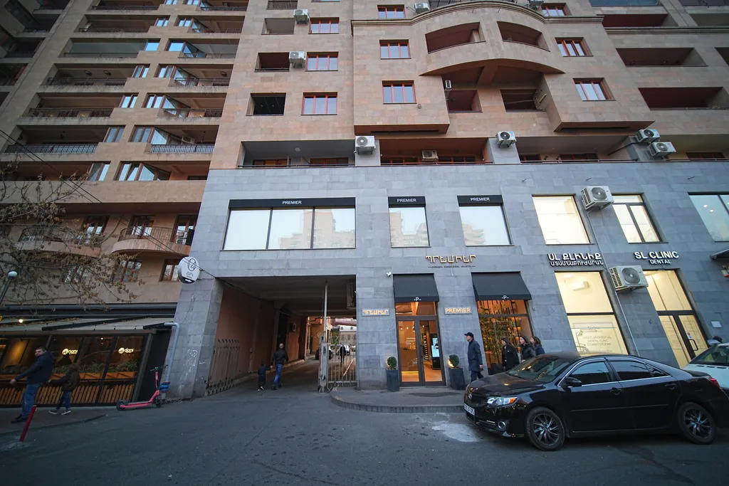 Семейные апартаменты с 2 спальнями и балконом