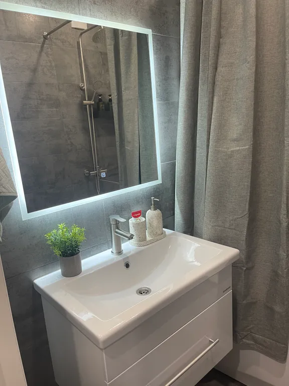 Новая квартира у Набережной реки