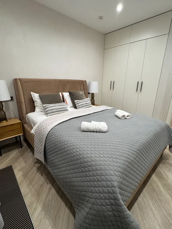 Гранд Престиж апарты с 3 отдельными спальнями и навесной маркизой