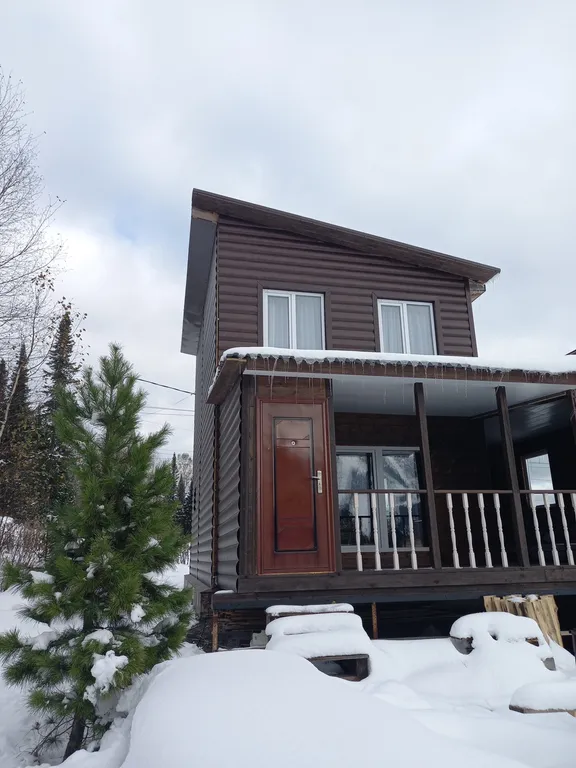 Дом из бруса, прекрасный вид на гору Зеленая