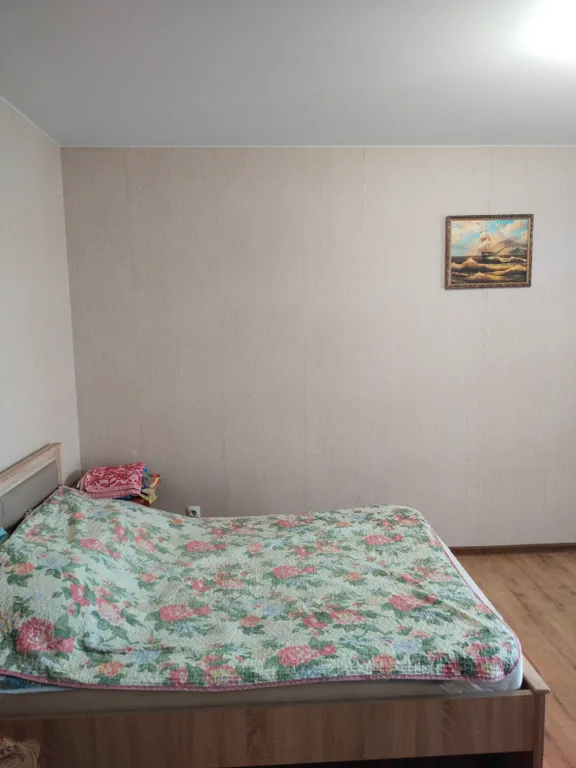 На площади Партизан