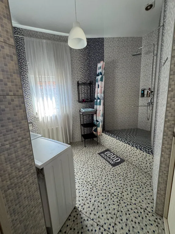 Купольный дом с видом на Кремль