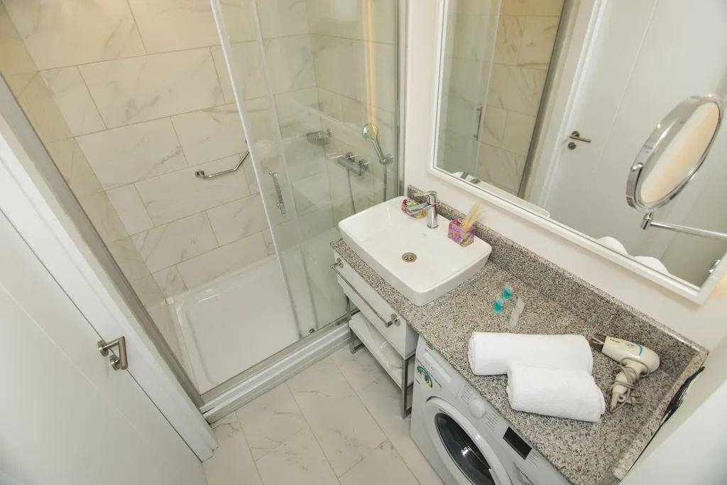 Студия на первой линии