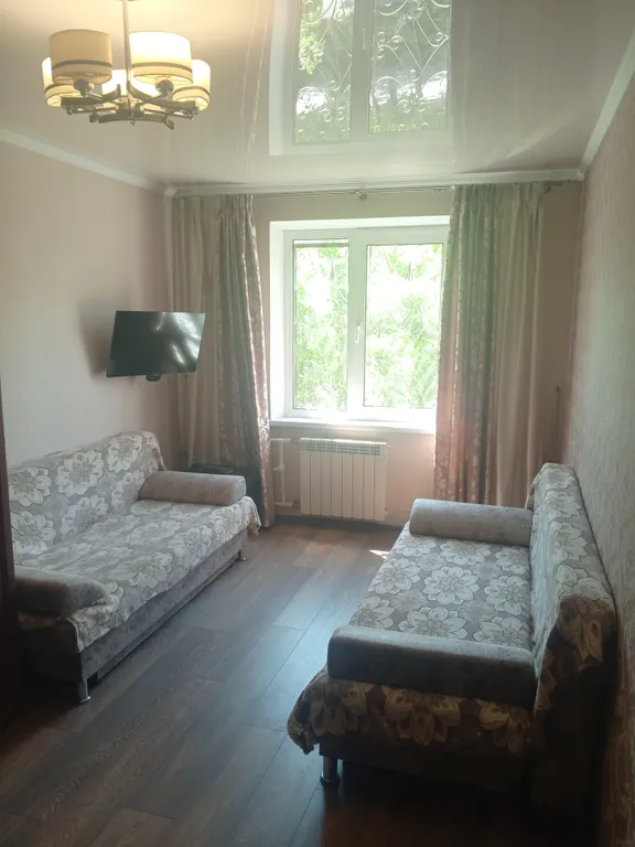 Уютная квартирка двухкомнатная у ЖД Вокзала