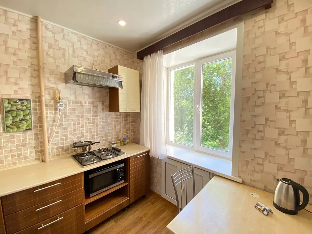 Уютная квартира на Комсомольском проспекте