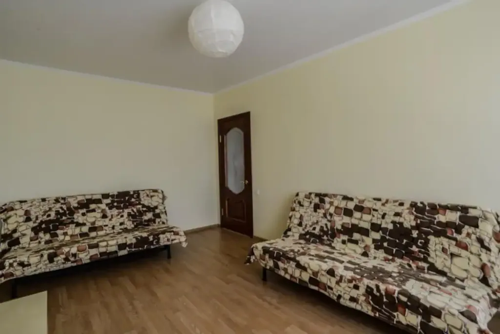 В тени эвкалипта