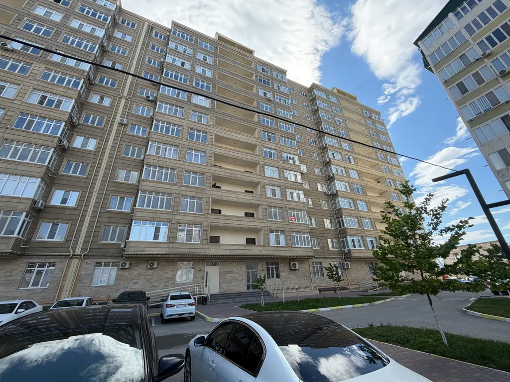 Новая просторная квартира с видом на горы