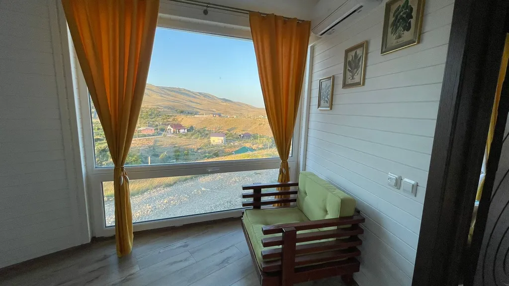 Купольный дом с видом на горы и море