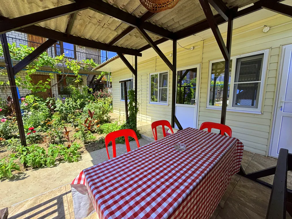 Коттедж Уютный домик в центре города недалеко от моря — Анапа