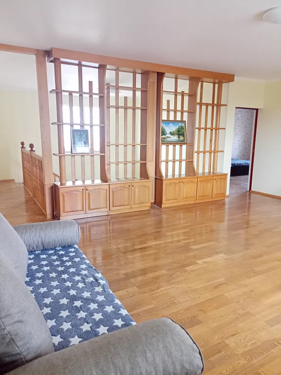 7-комнатный Дом