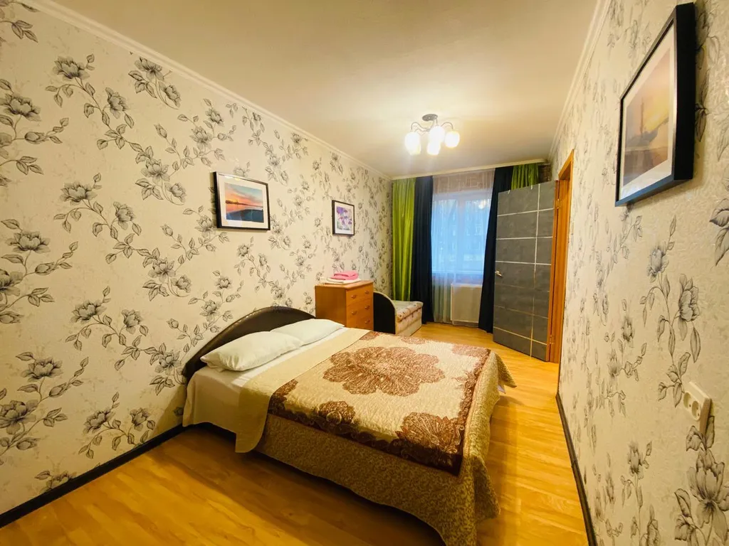 2-х комнатная квартира на пр. Кирова у ТРК Мурсанск-Молл